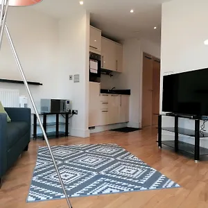 canary-wharf-london-serviced-apartments.cambridgehotelsuk.com/