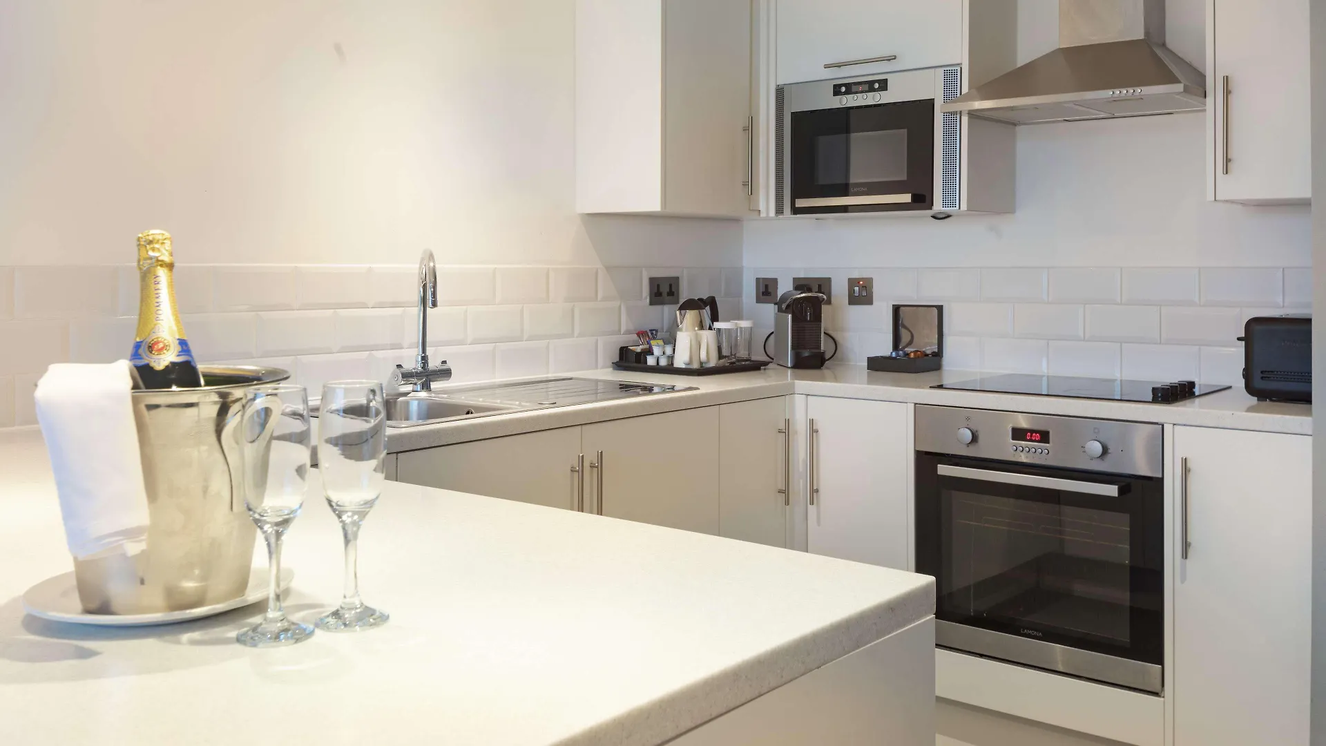Hilton Southampton - Utilita Bowl Hotel 4*,  United Kingdom